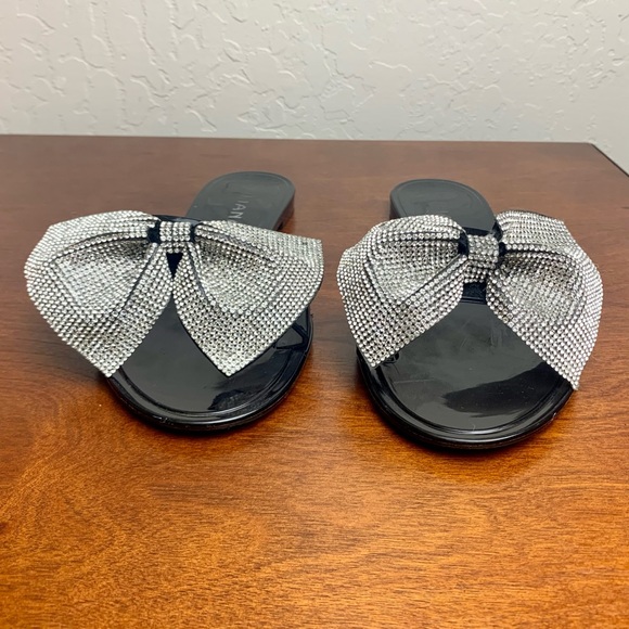 Rhinestone Slides - Picture 6 of 10